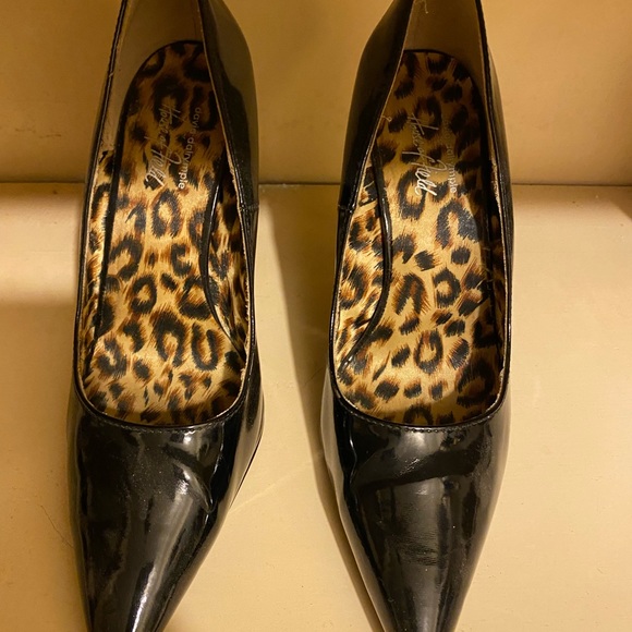 FINAL MARKDOWN Black patent heel - Picture 3 of 4